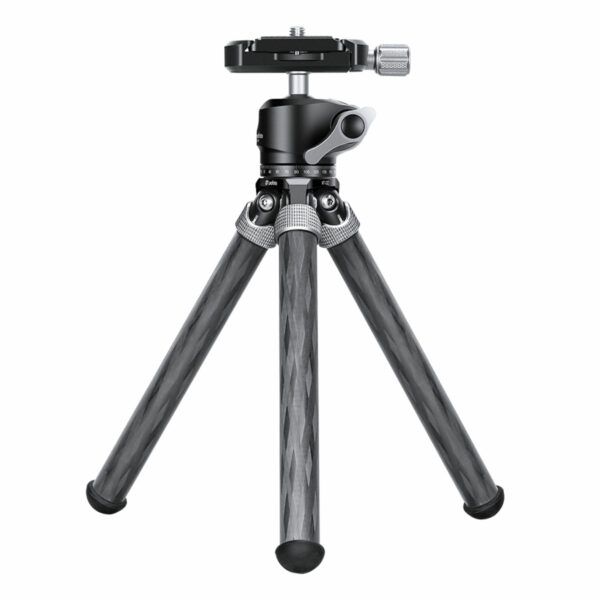 Leofoto MT-02C Mini Carbon Fibre Tripod Kit w/ LH-22 Ball Head | Leofoto Australia Leofoto MT-02C Mini Carbon Fibre Tripod Kit w/ LH-22 Ball Head | Leofoto Australia