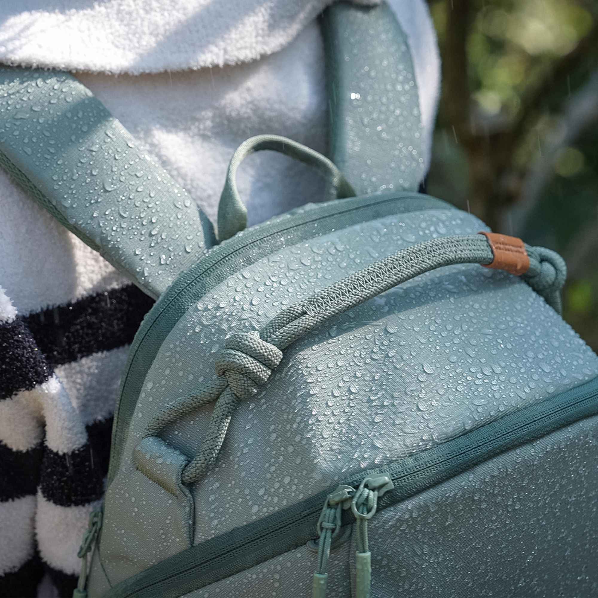 Leofoto Daily Lite 23L Camera Backpack – Green | Leofoto Australia 69 Leofoto Daily Lite 23L Camera Backpack – Green | Leofoto Australia 69