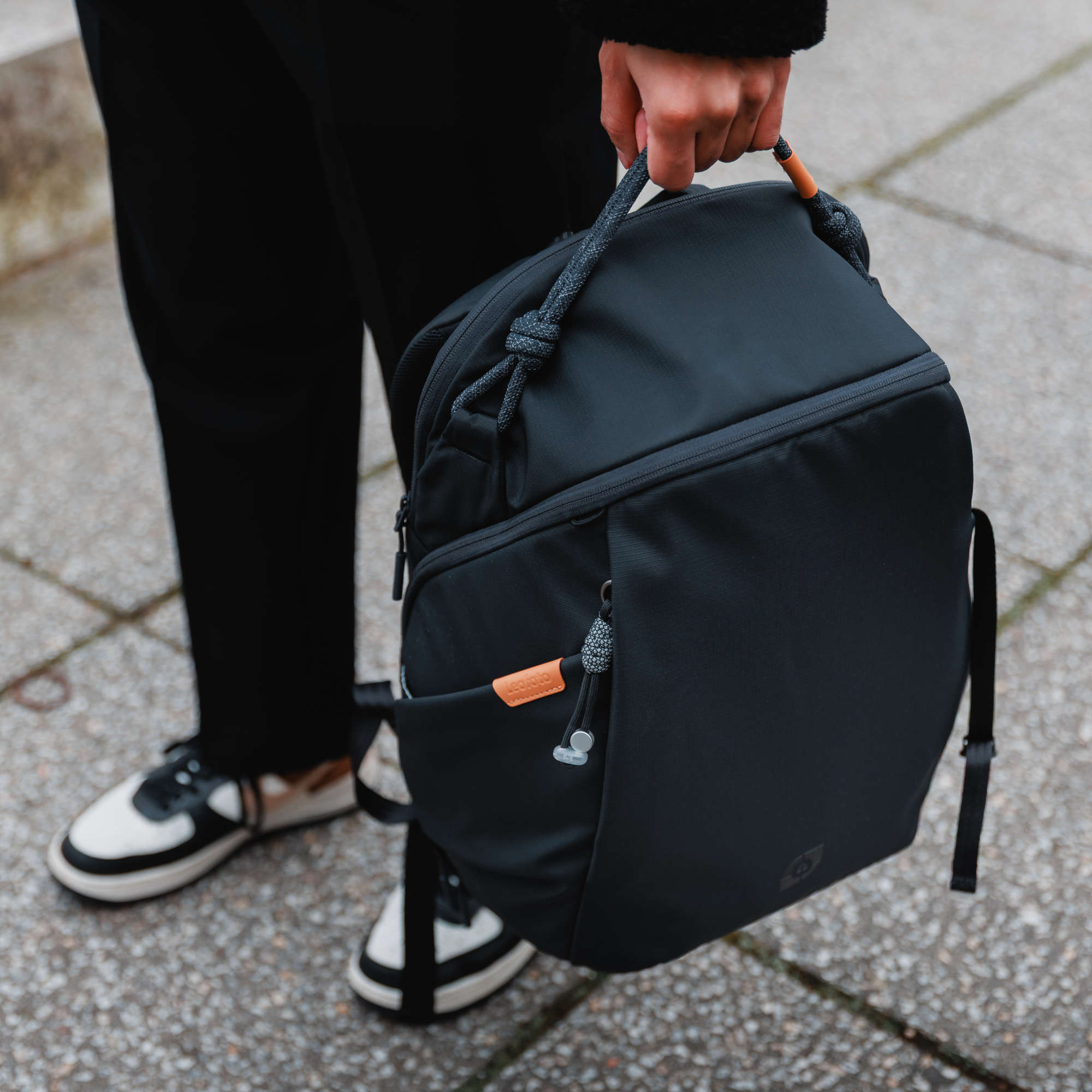 Leofoto Daily Lite 23L Camera Backpack – Midnight Blue | Leofoto Australia 77 Leofoto Daily Lite 23L Camera Backpack – Midnight Blue | Leofoto Australia 77