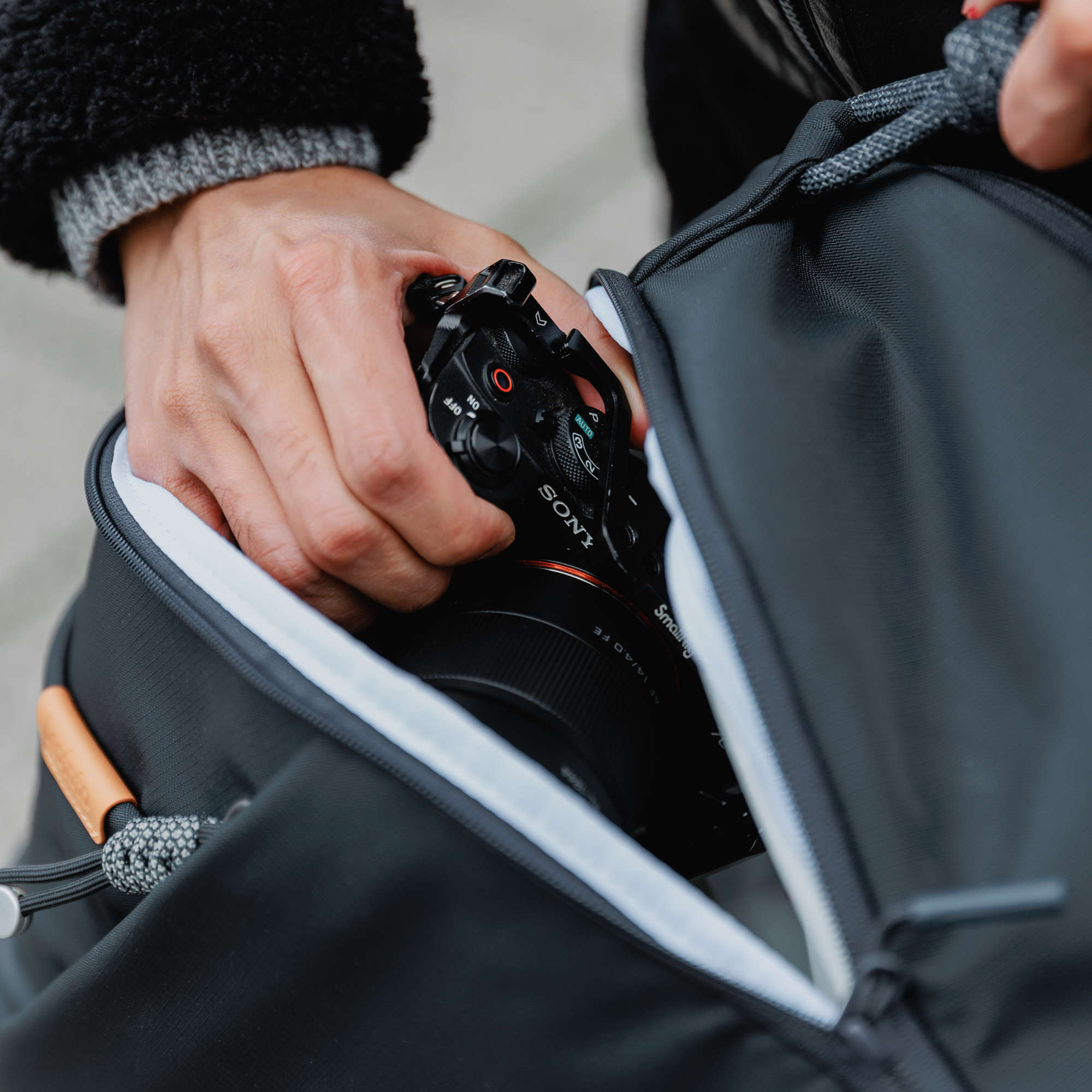 Leofoto Daily Lite 23L Camera Backpack – Midnight Blue | Leofoto Australia 83 Leofoto Daily Lite 23L Camera Backpack – Midnight Blue | Leofoto Australia 83
