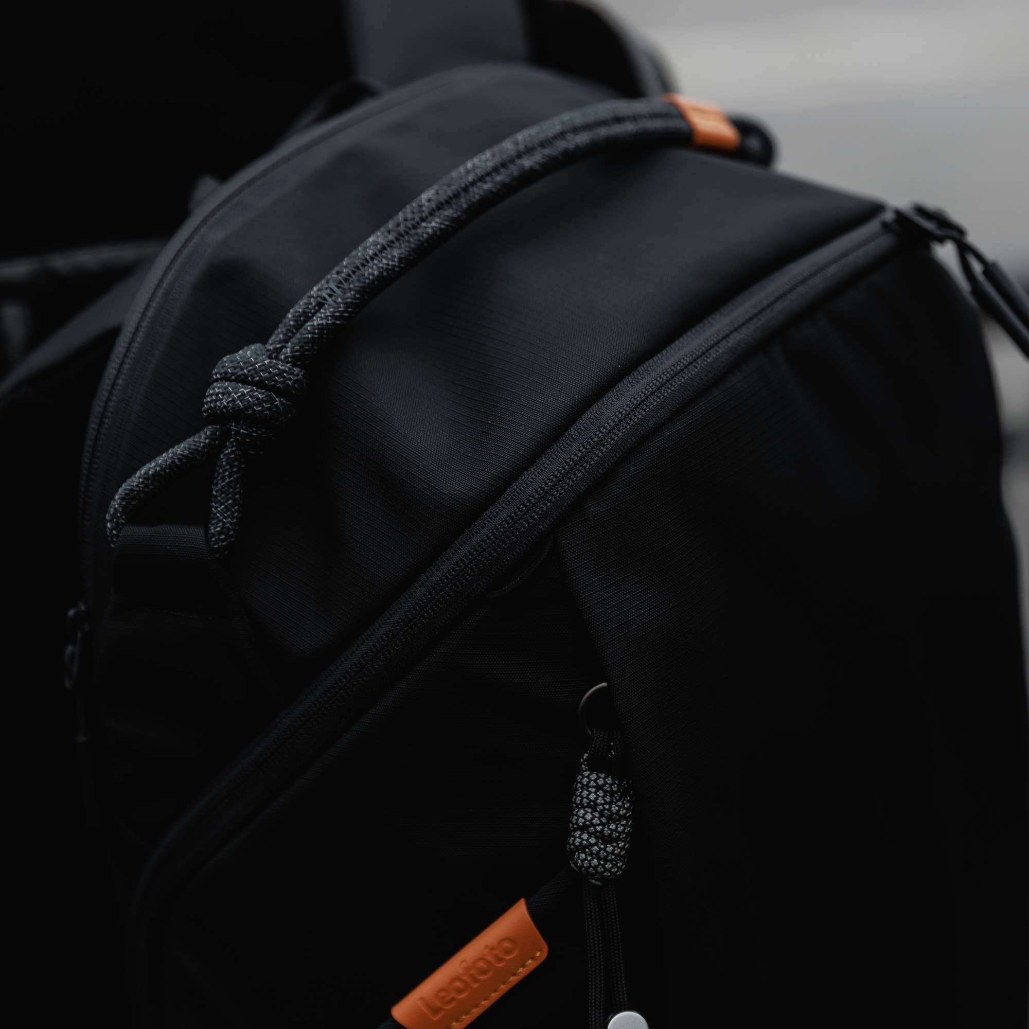 Leofoto Daily Lite 23L Camera Backpack – Midnight Blue | Leofoto Australia 82 Leofoto Daily Lite 23L Camera Backpack – Midnight Blue | Leofoto Australia 82