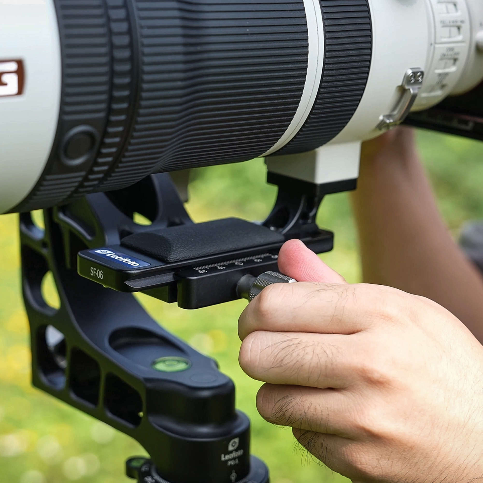 Leofoto SF-06 Arca Lens Foot for Sony FE 100-400mm f4.5 GM Telephoto Lens | Leofoto Australia 79 Leofoto SF-06 Arca Lens Foot for Sony FE 100-400mm f4.5 GM Telephoto Lens | Leofoto Australia 79